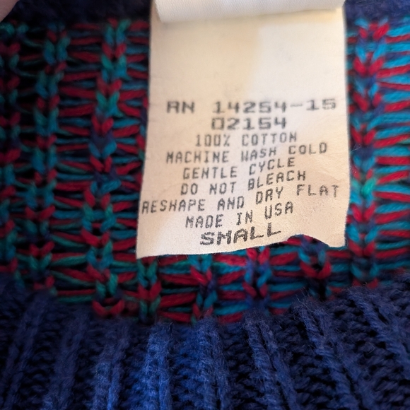 Colorful Geometric Pattern Sweater - Picture 3 of 10